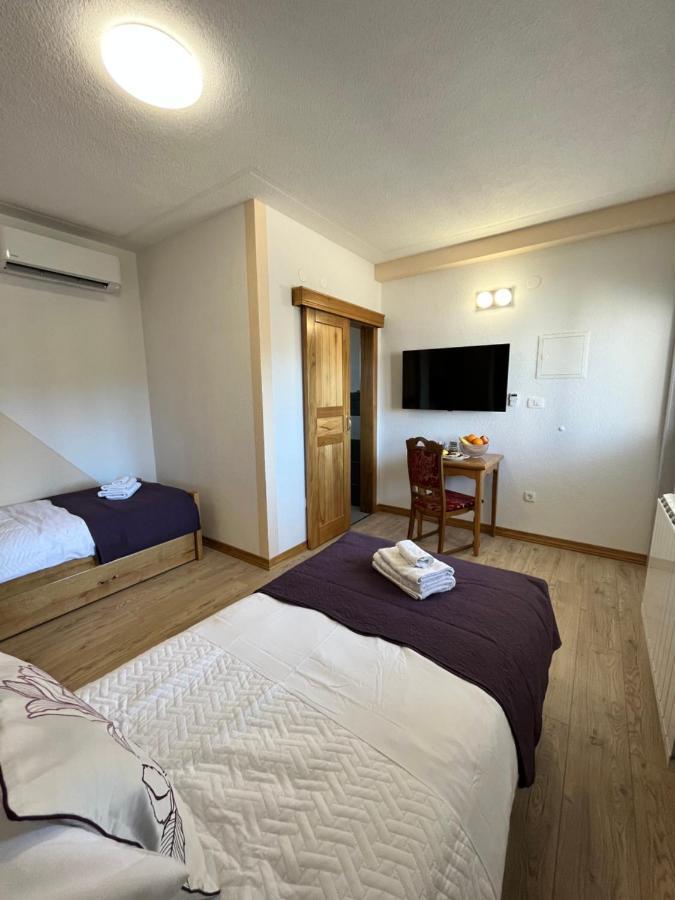 Mountain View Rooms Zadvarje Εξωτερικό φωτογραφία