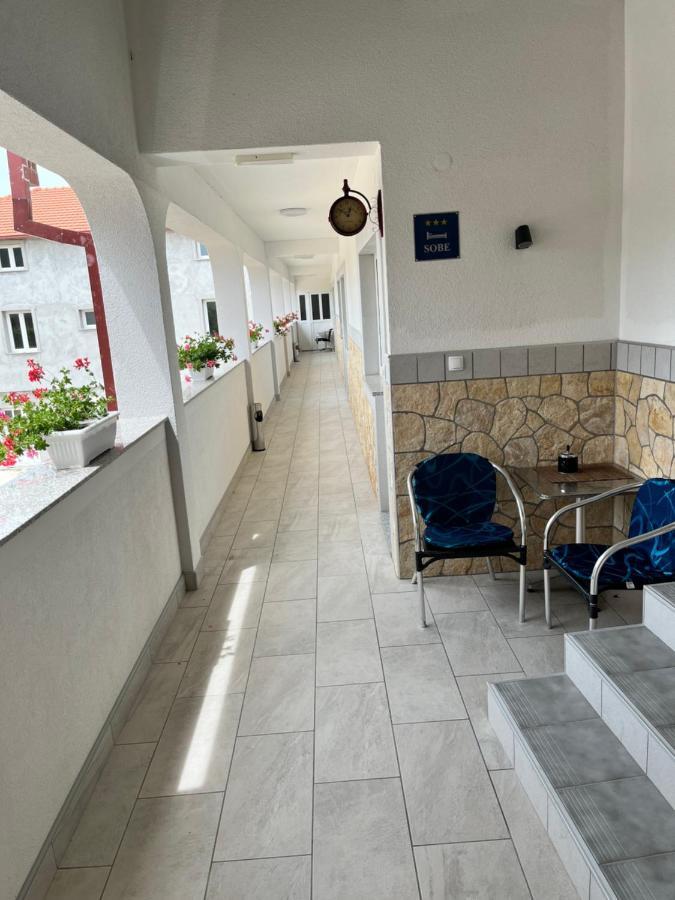 Mountain View Rooms Zadvarje Εξωτερικό φωτογραφία